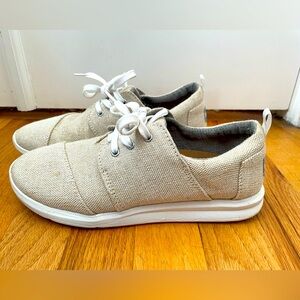 TOMS Super Cute Sneskers Khaki Beige w Sparkle Size 7 EXCELLENT!!